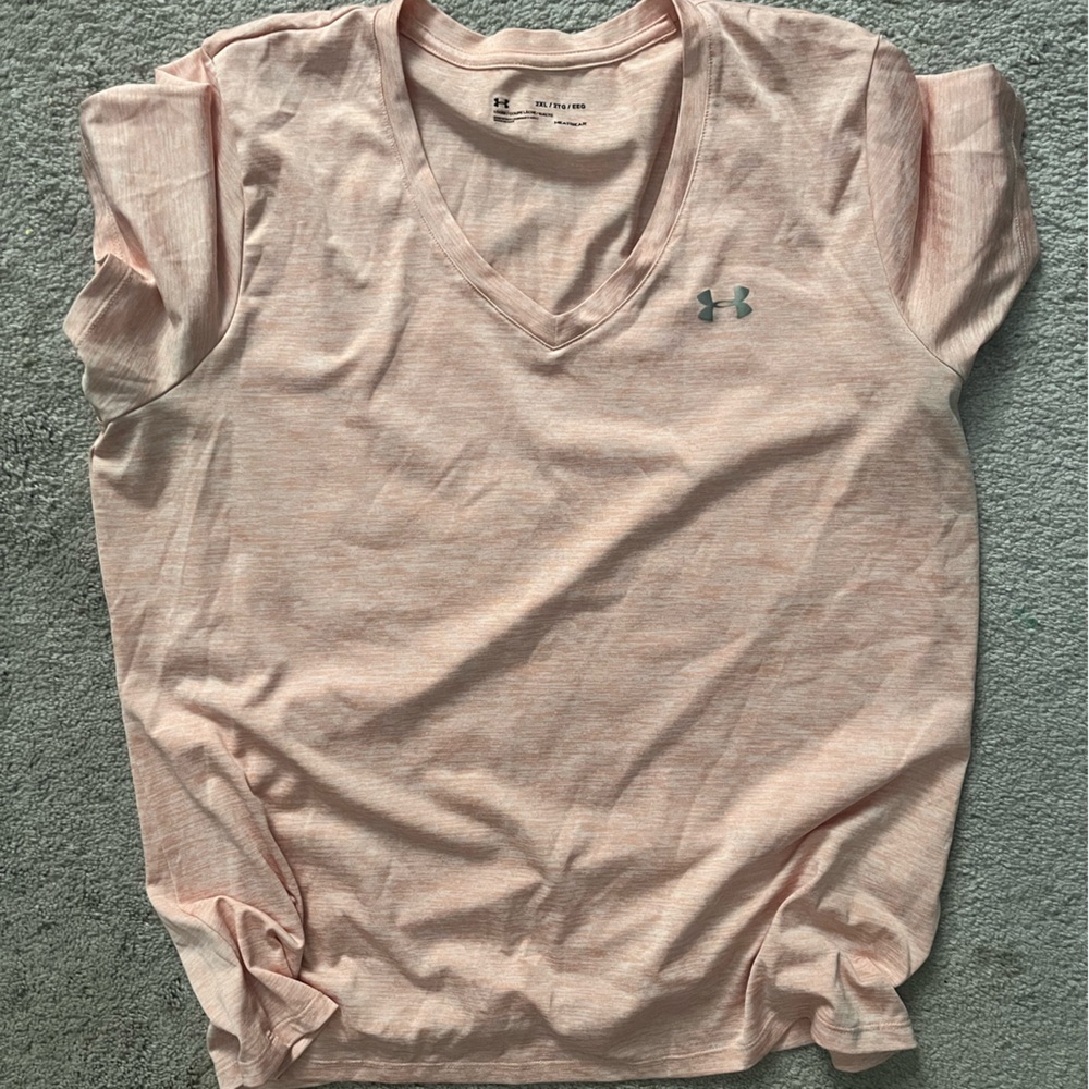 Women’s under armor t shirt